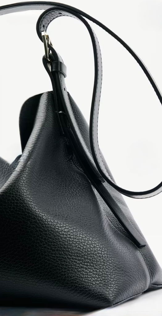 Borsa a spalla in pelle con tracolla - Patrizia Pepe