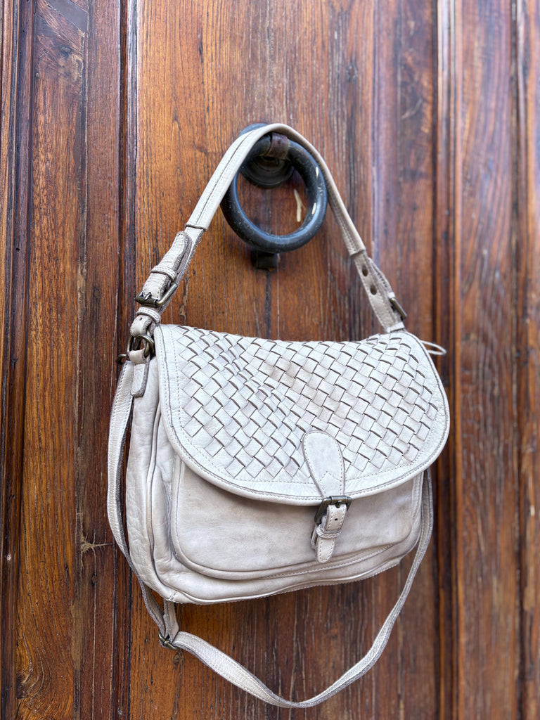 Borsa a spalla in pelle intrecciata artigianale