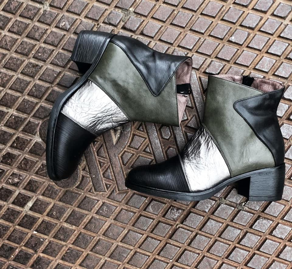 Stivaletto artigianale in pelle con tacco e zip interna