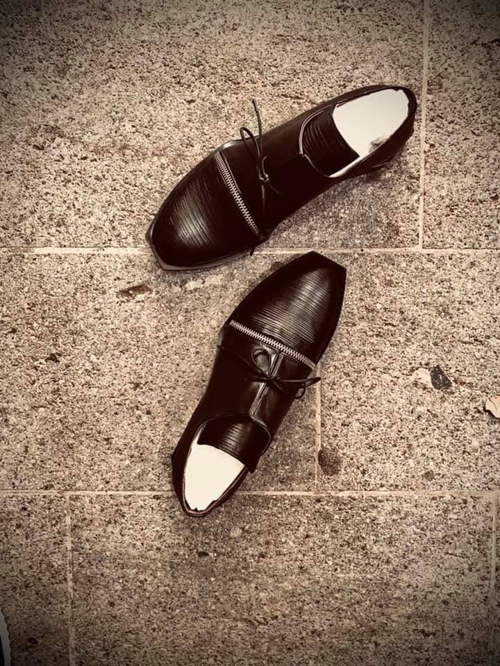 Scarpa artigianale in pelle